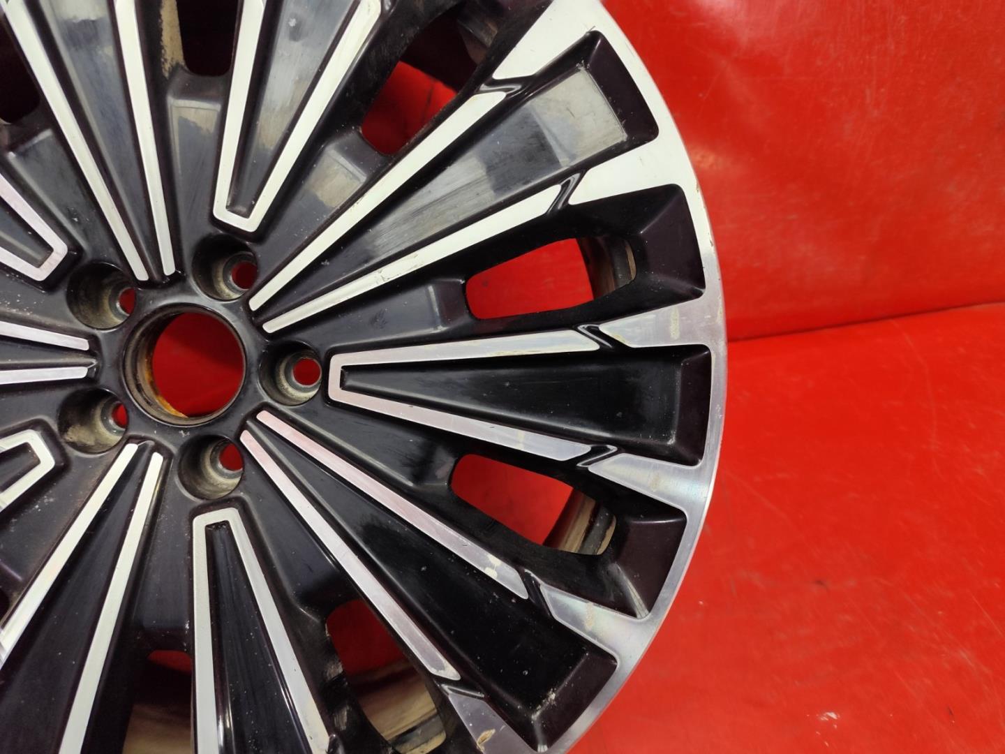 Диск колесный литой легкий сплав