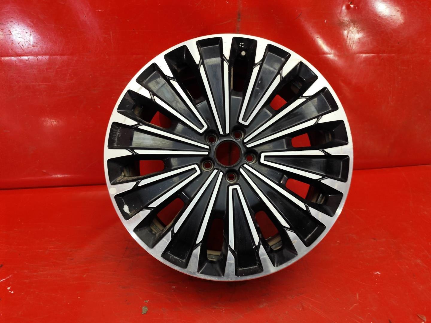 Диск колесный литой легкий сплав