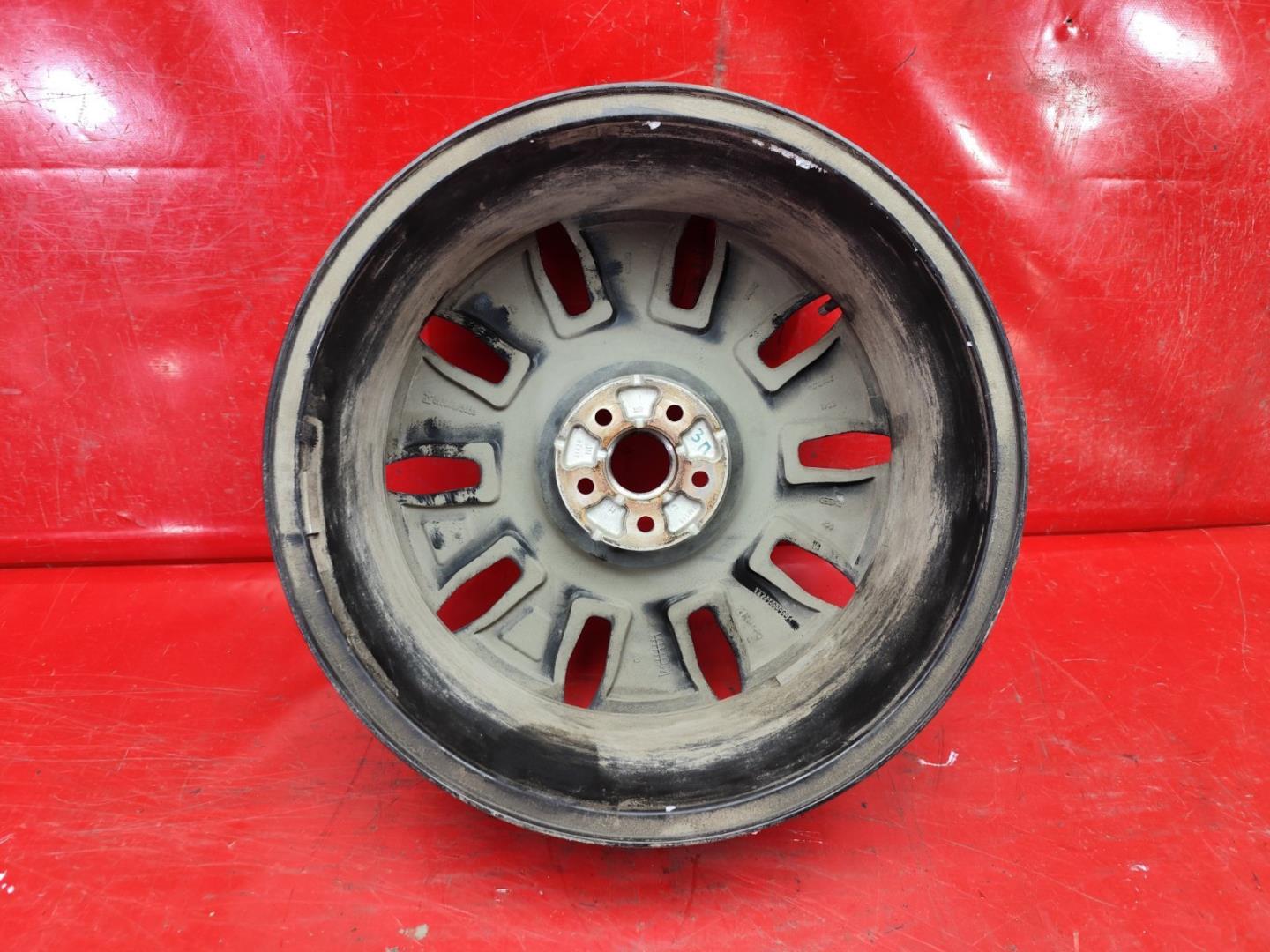 Диск колесный литой легкий сплав