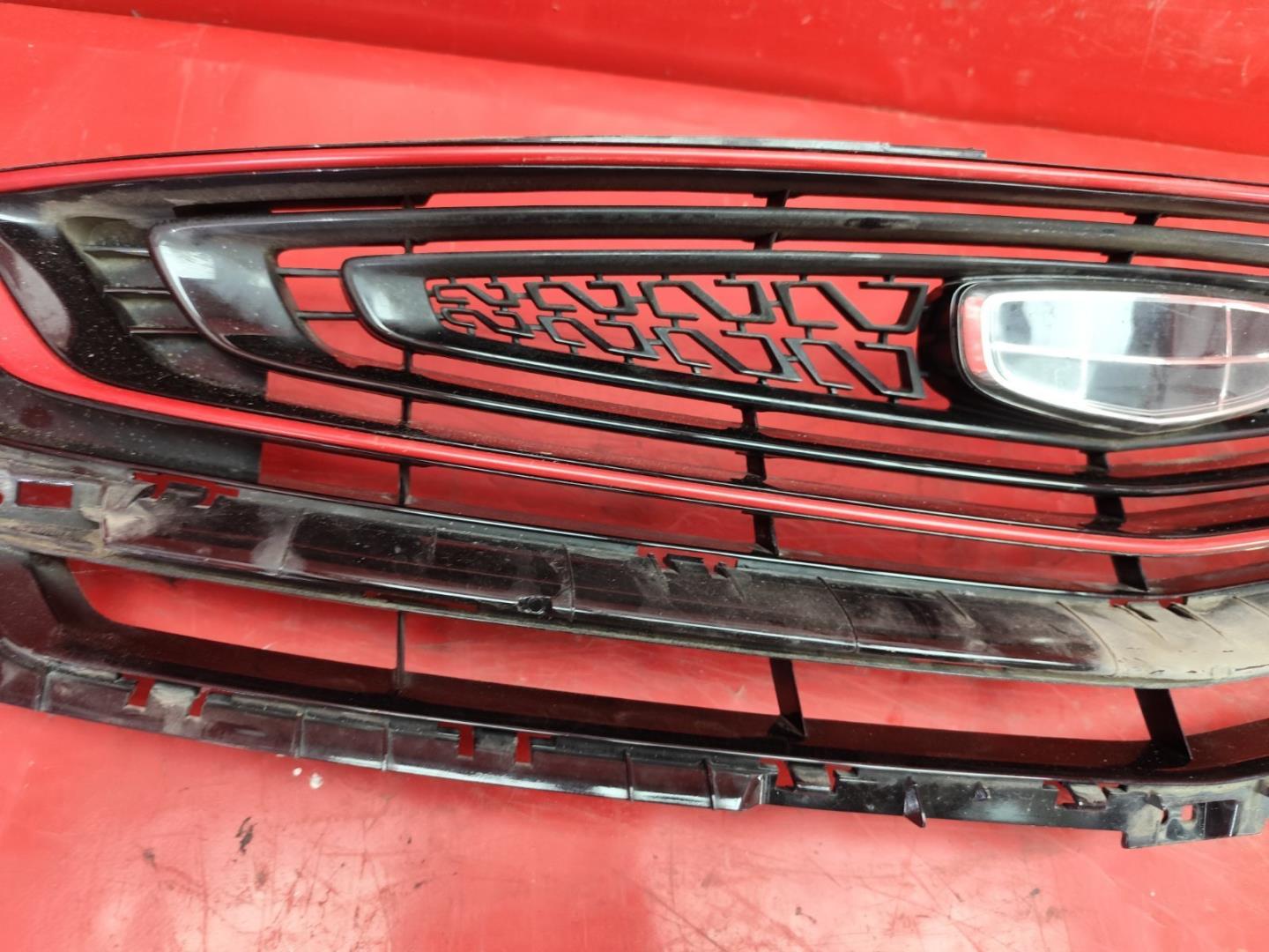 Решетка радиатора