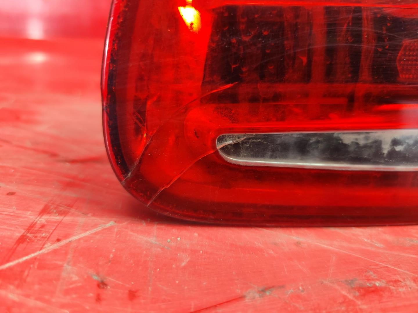 Фонарь задний