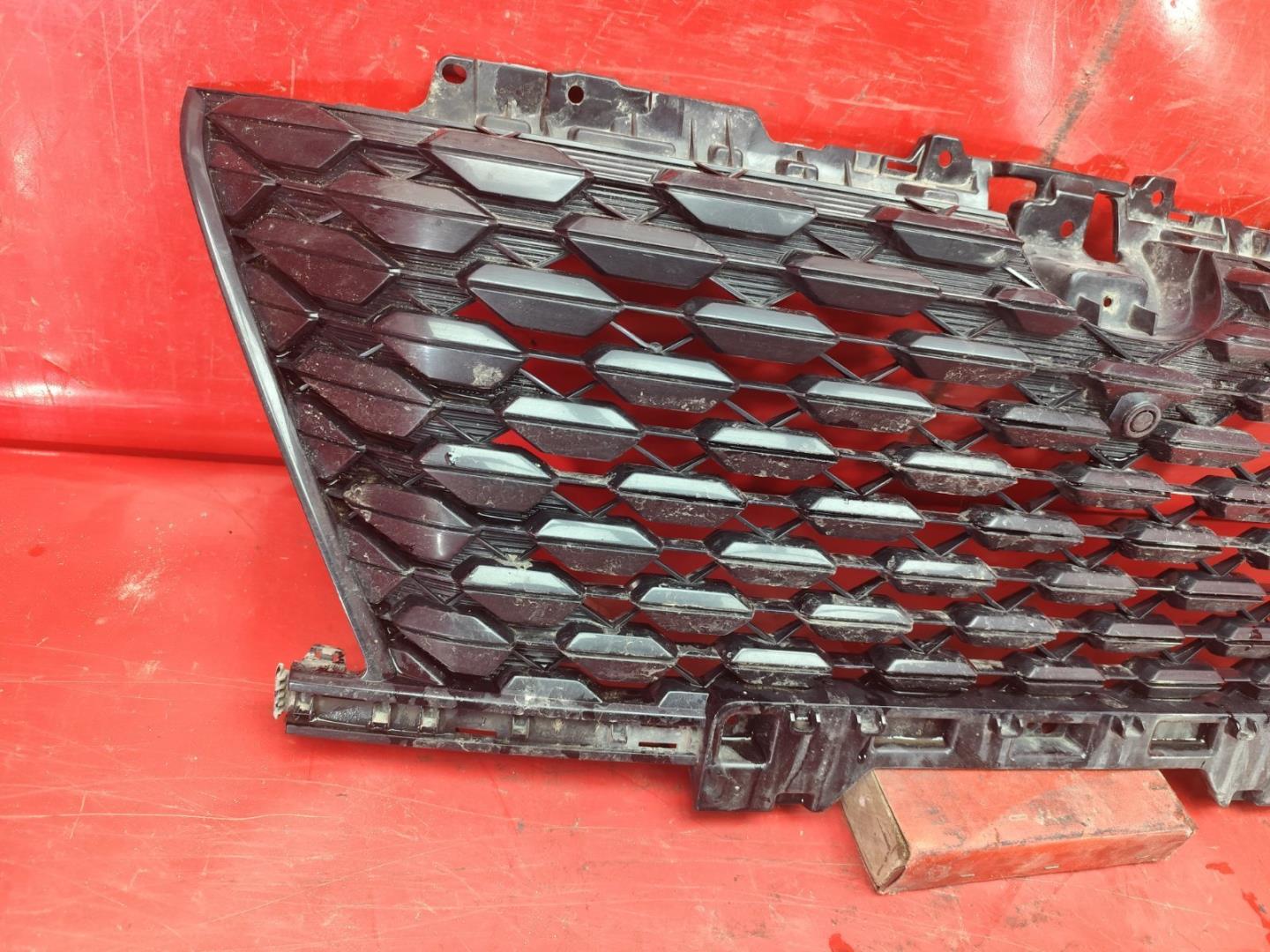 Решетка радиатора