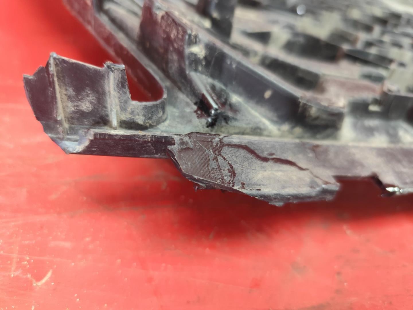 Решетка радиатора