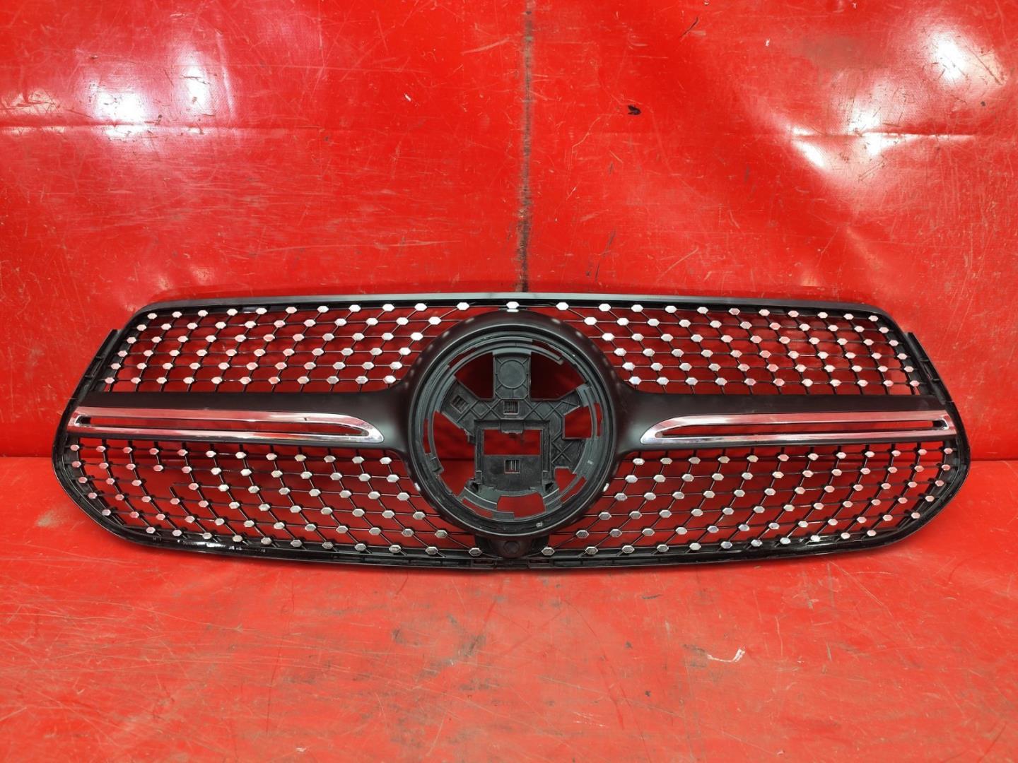 Решетка радиатора