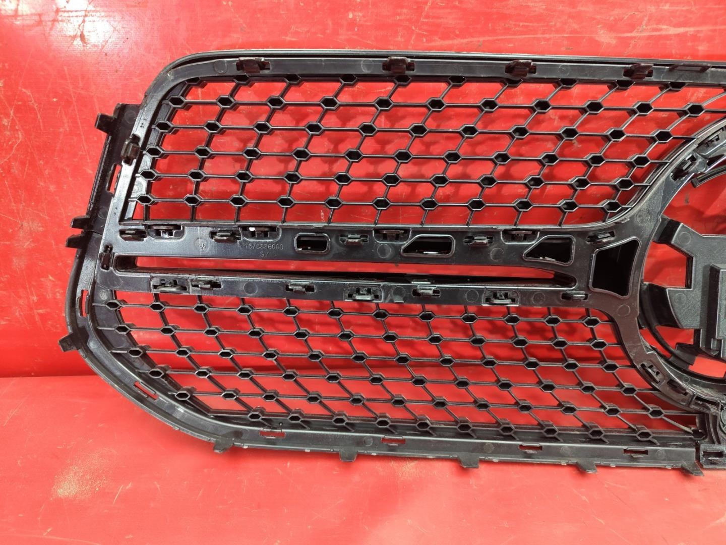 Решетка радиатора