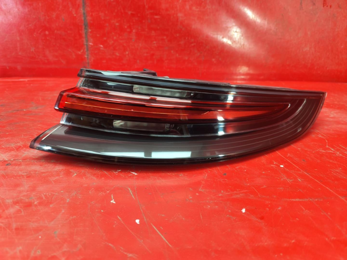 Фонарь задний