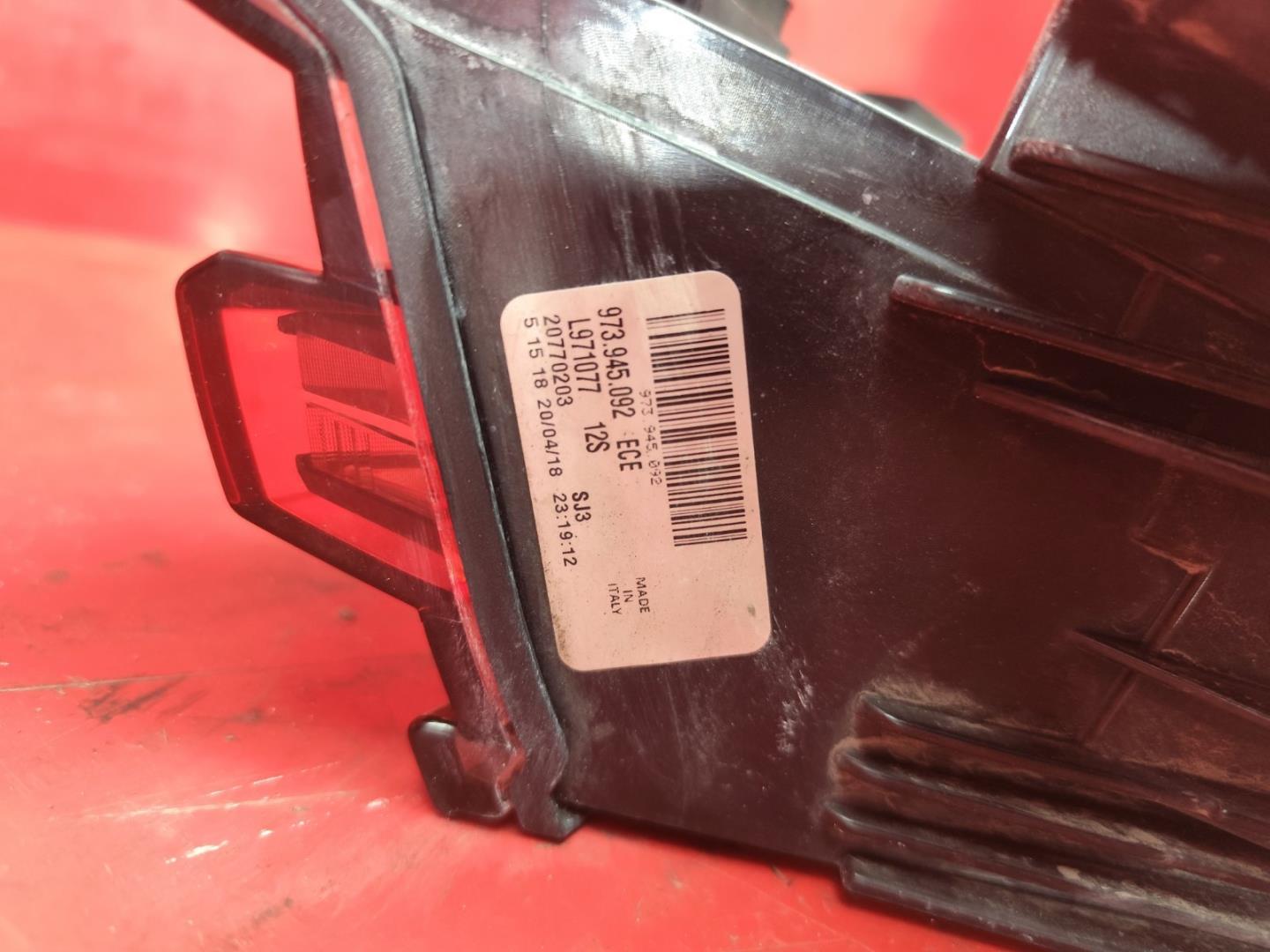 Фонарь задний