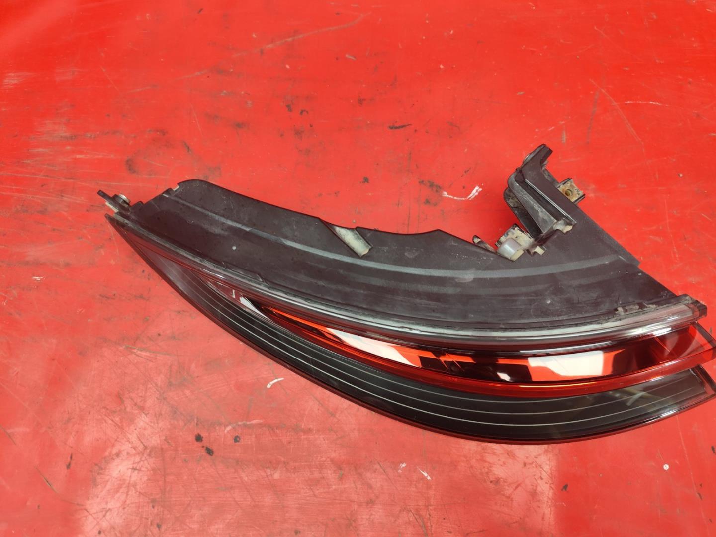 Фонарь задний