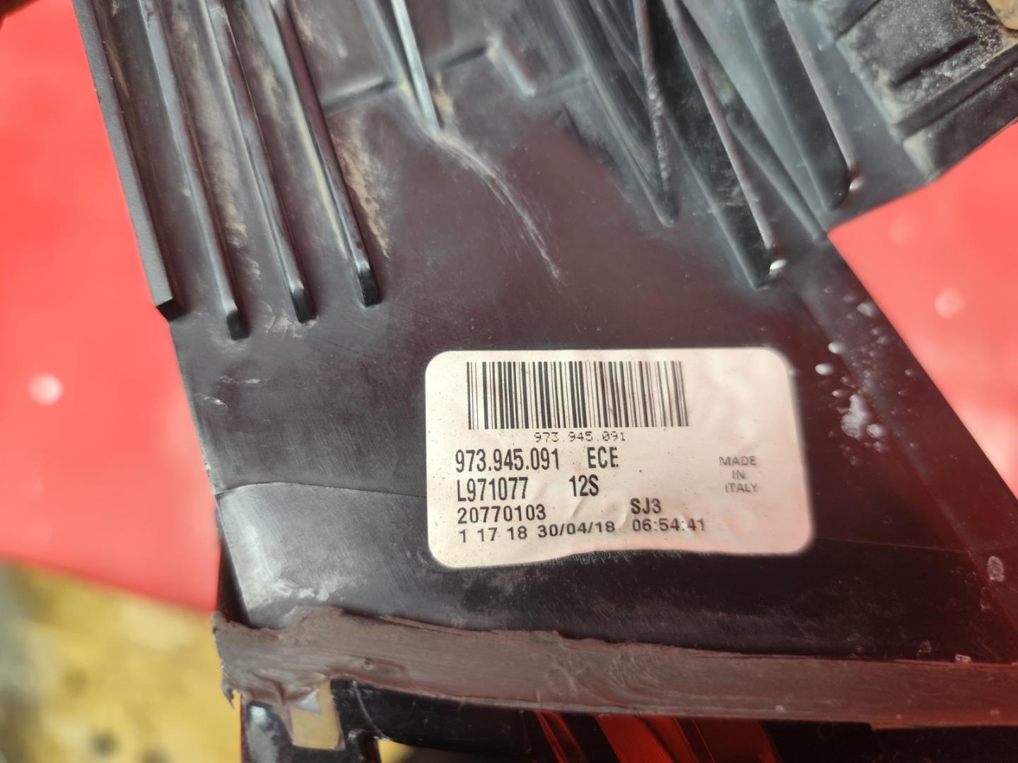 Фонарь задний