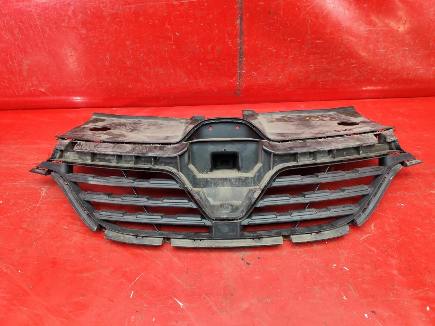 Решетка радиатора