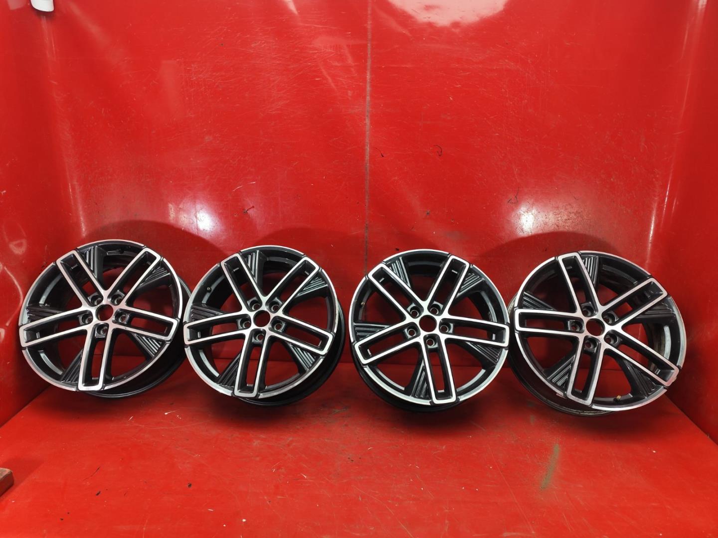 Диски колесные литые легкий сплав 4 шт