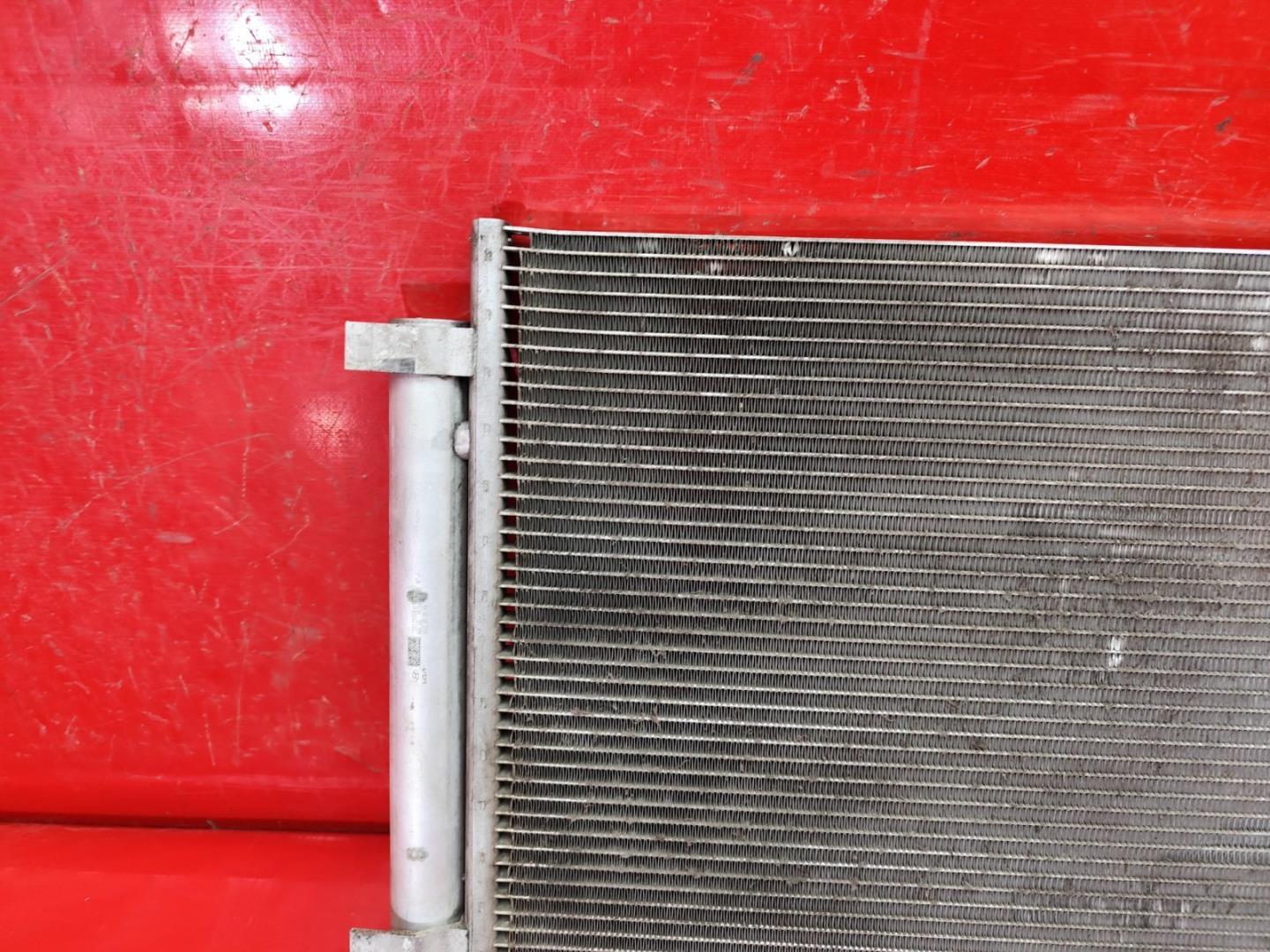 Радиатор кондиционера / конденсер