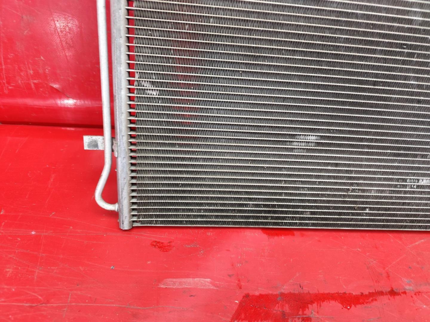 Радиатор кондиционера / конденсер
