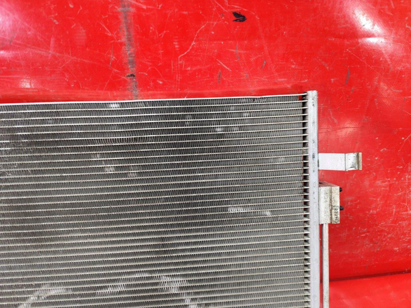 Радиатор кондиционера / конденсер