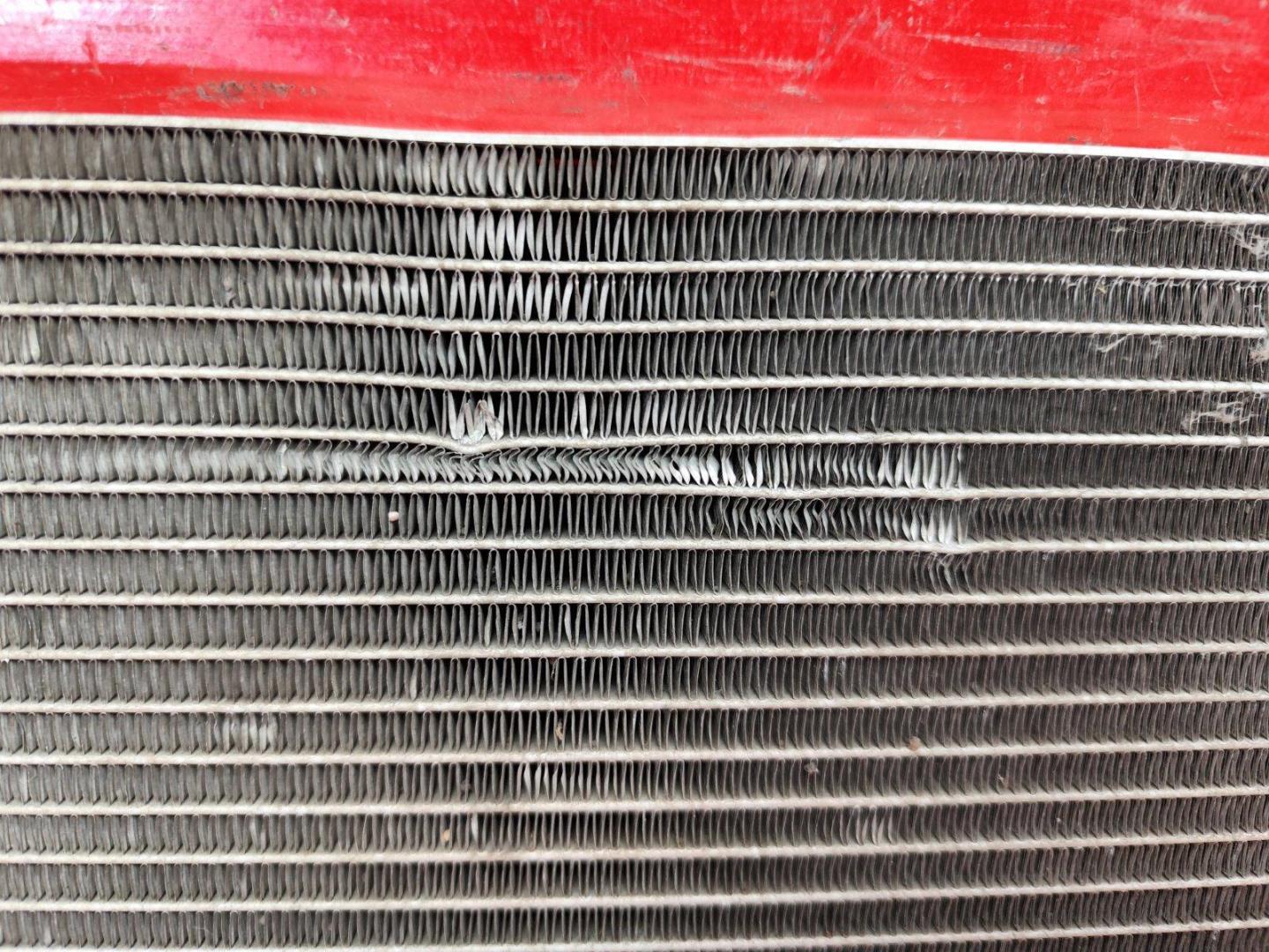 Радиатор кондиционера / конденсер