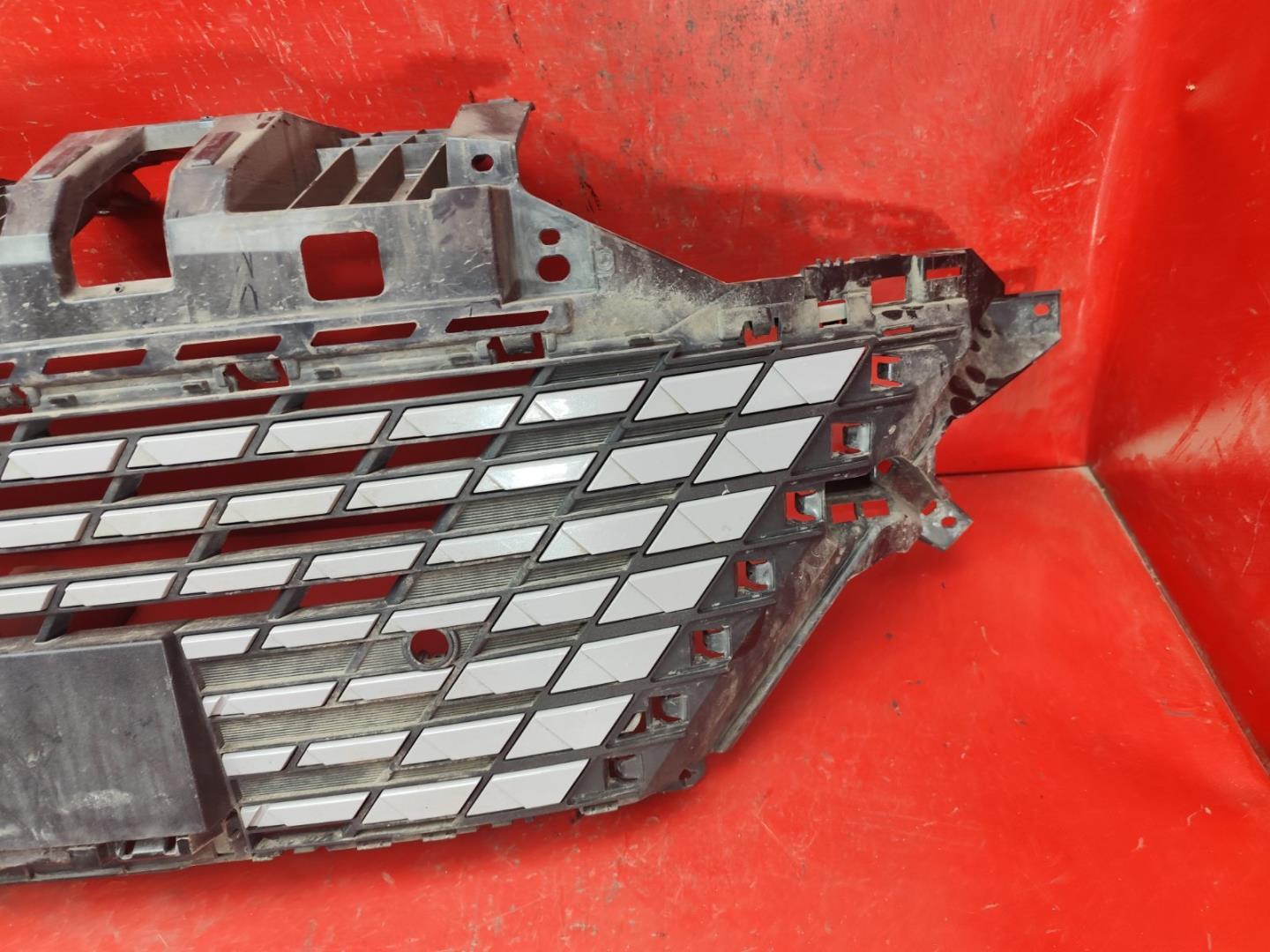 Решетка радиатора