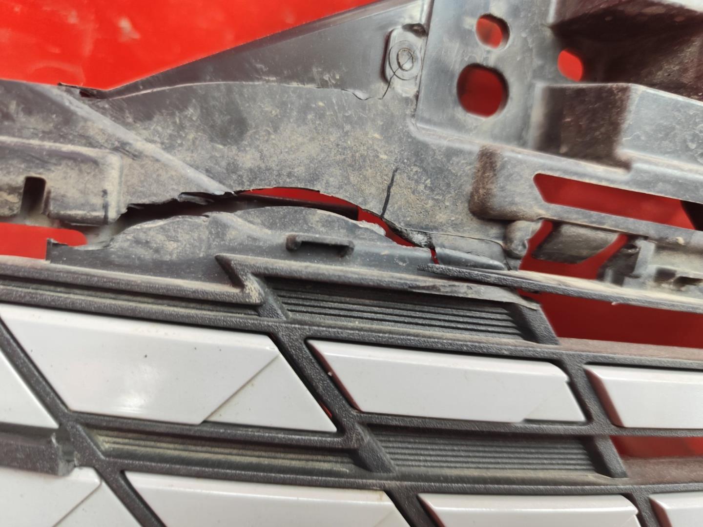 Решетка радиатора