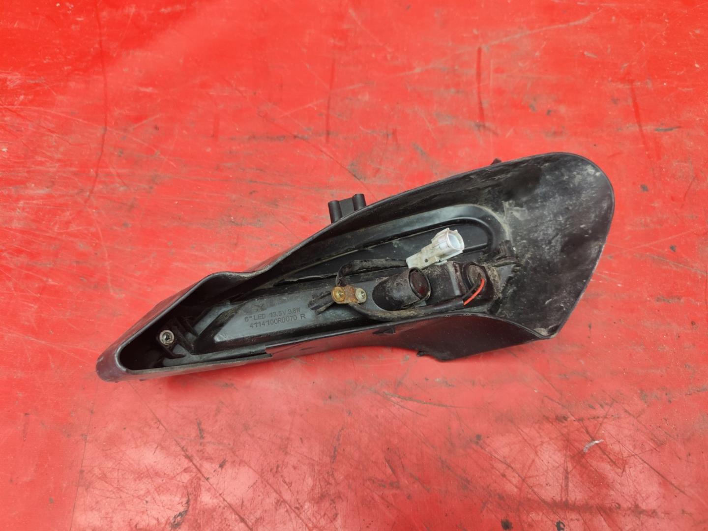 Фара дневного света (ходовые огни)