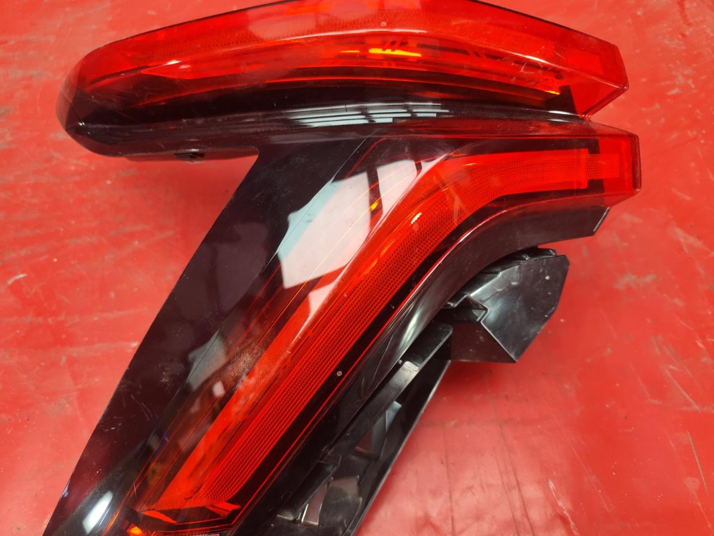 Фонарь задний