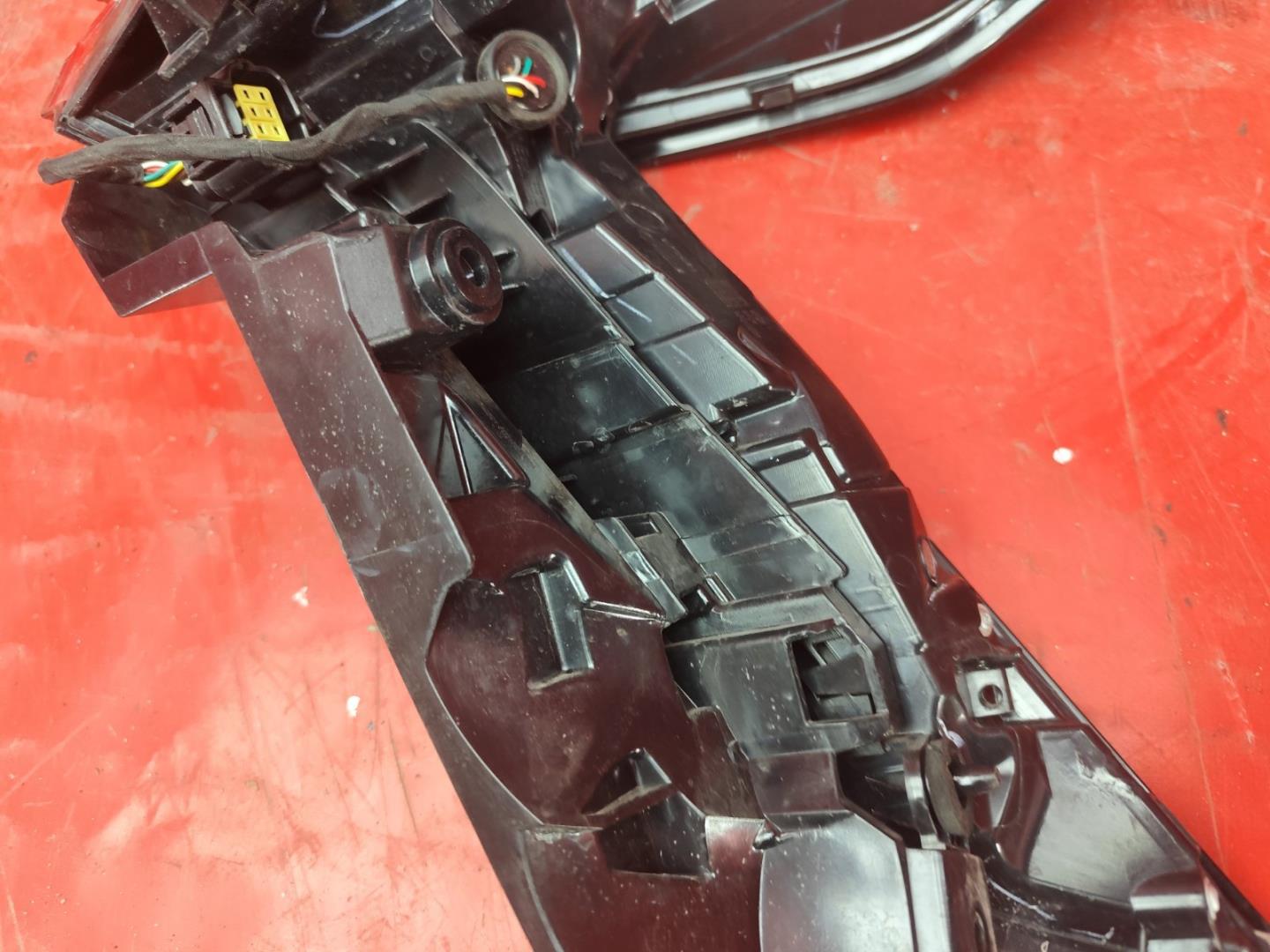 Фонарь задний