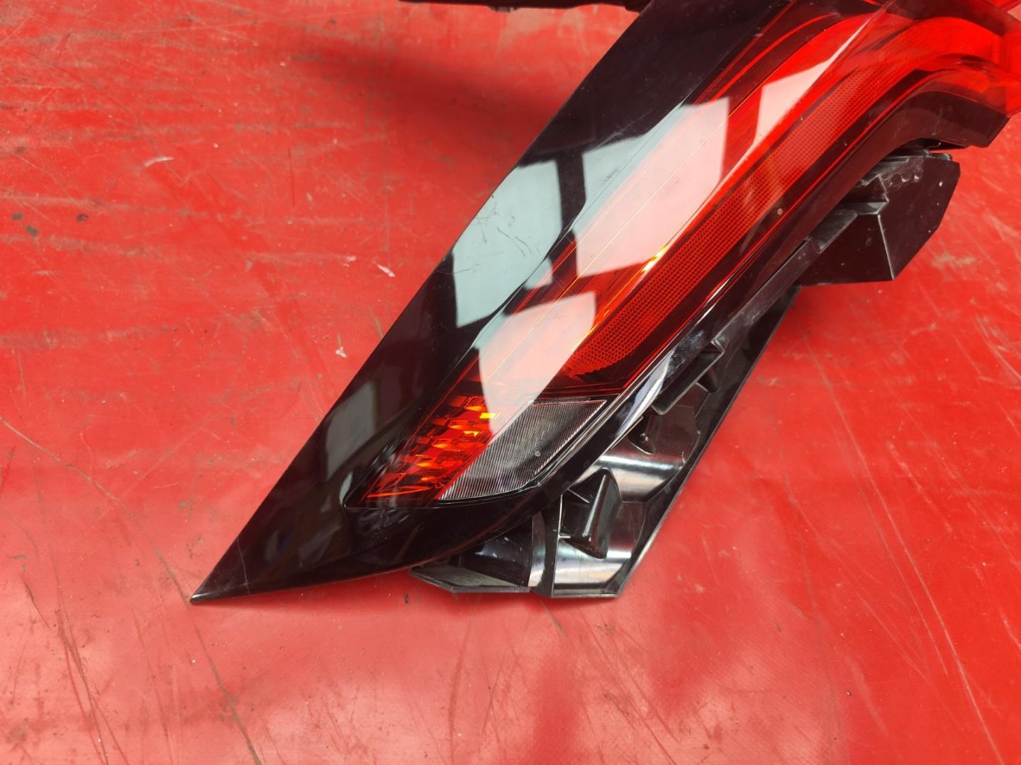 Фонарь задний