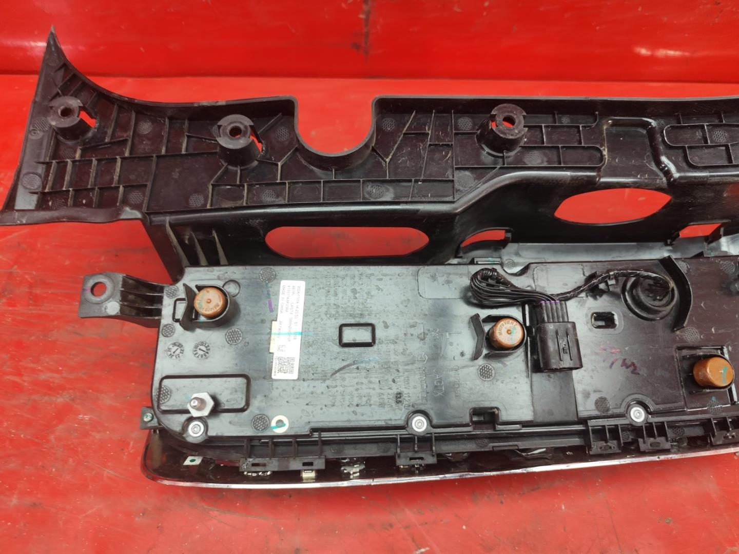 Фонарь задний