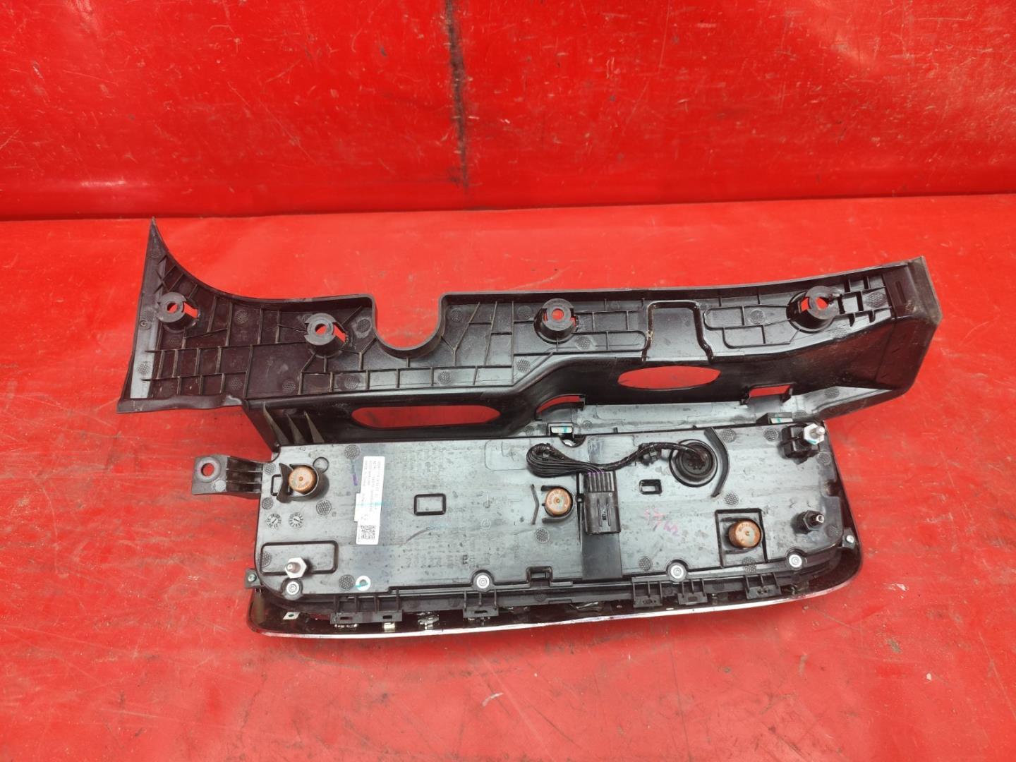 Фонарь задний