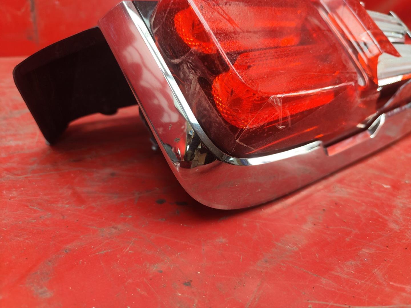 Фонарь задний