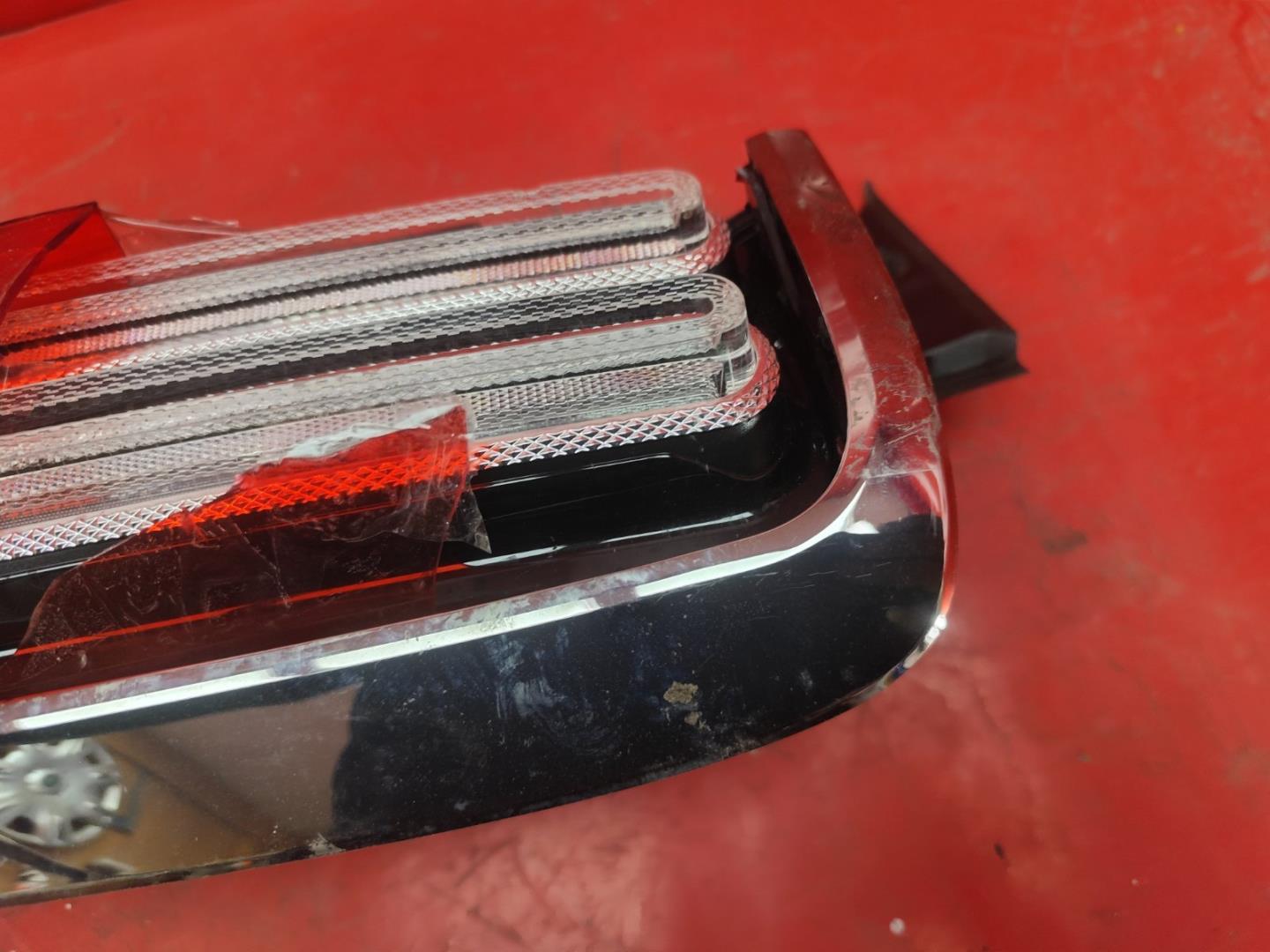 Фонарь задний