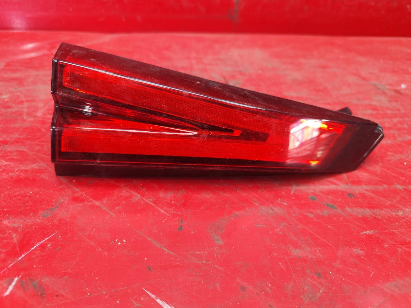 Фонарь задний