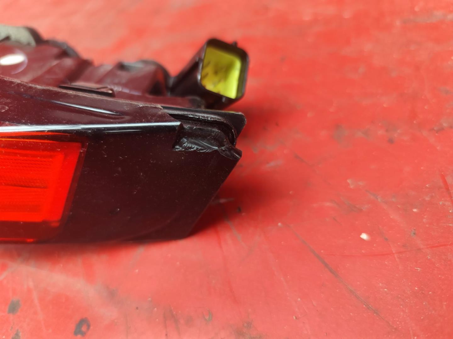 Фонарь задний