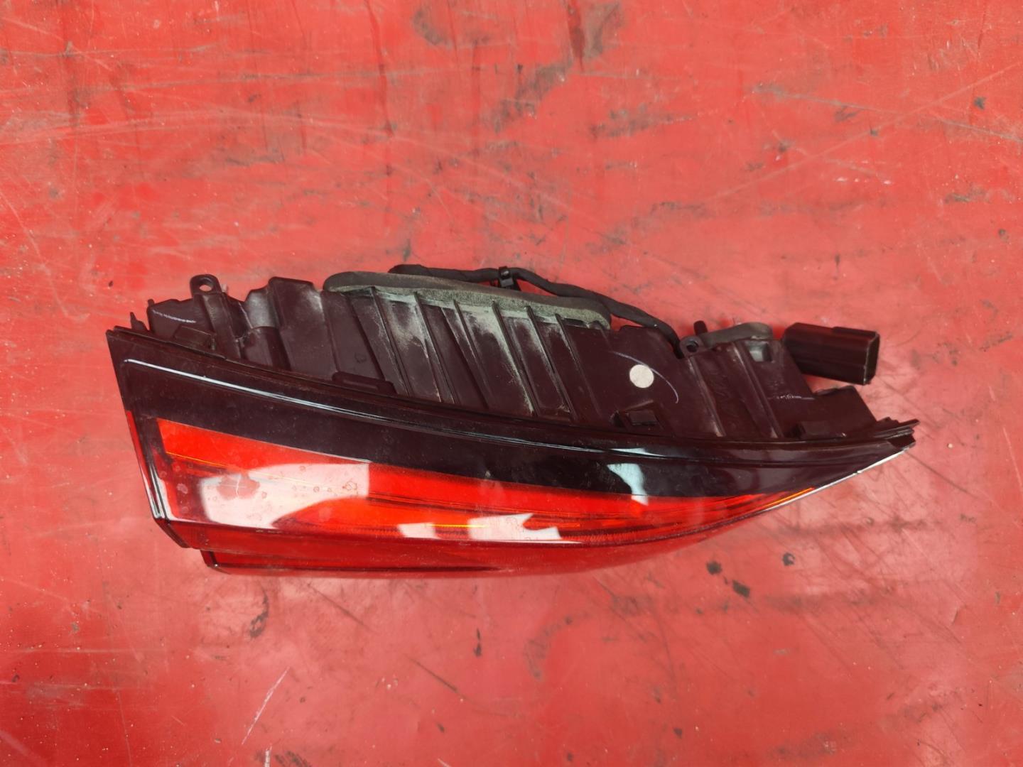 Фонарь задний