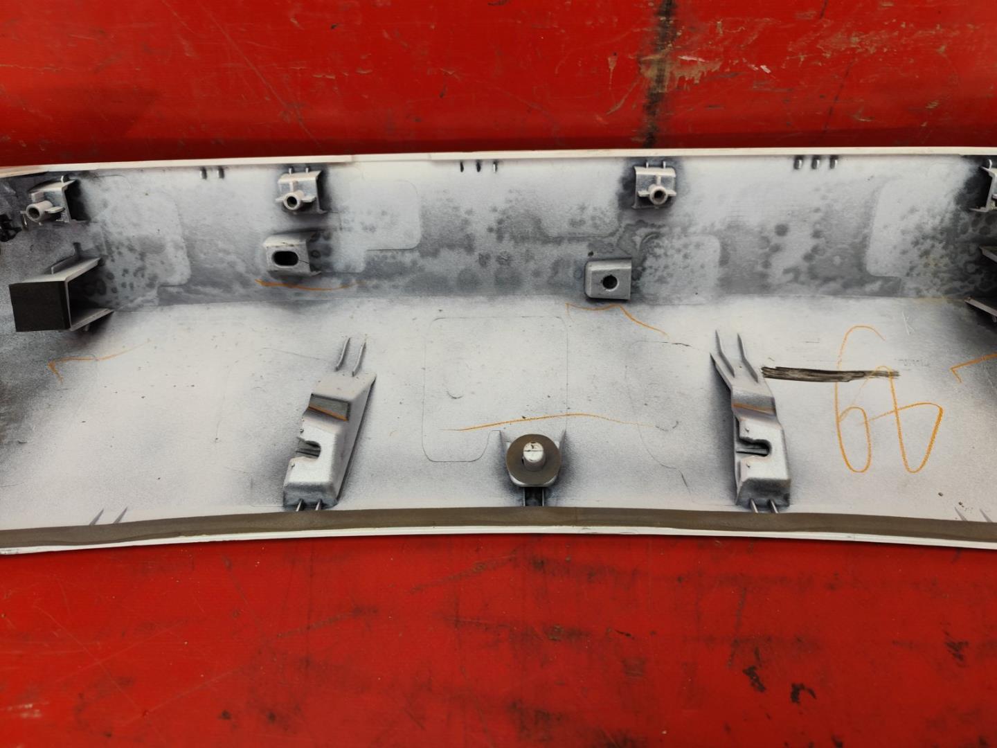 Накладка крышки багажника