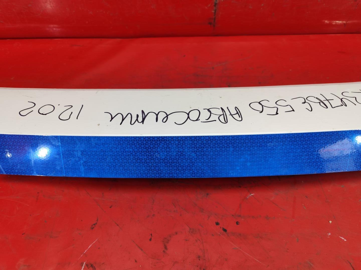 Накладка крышки багажника