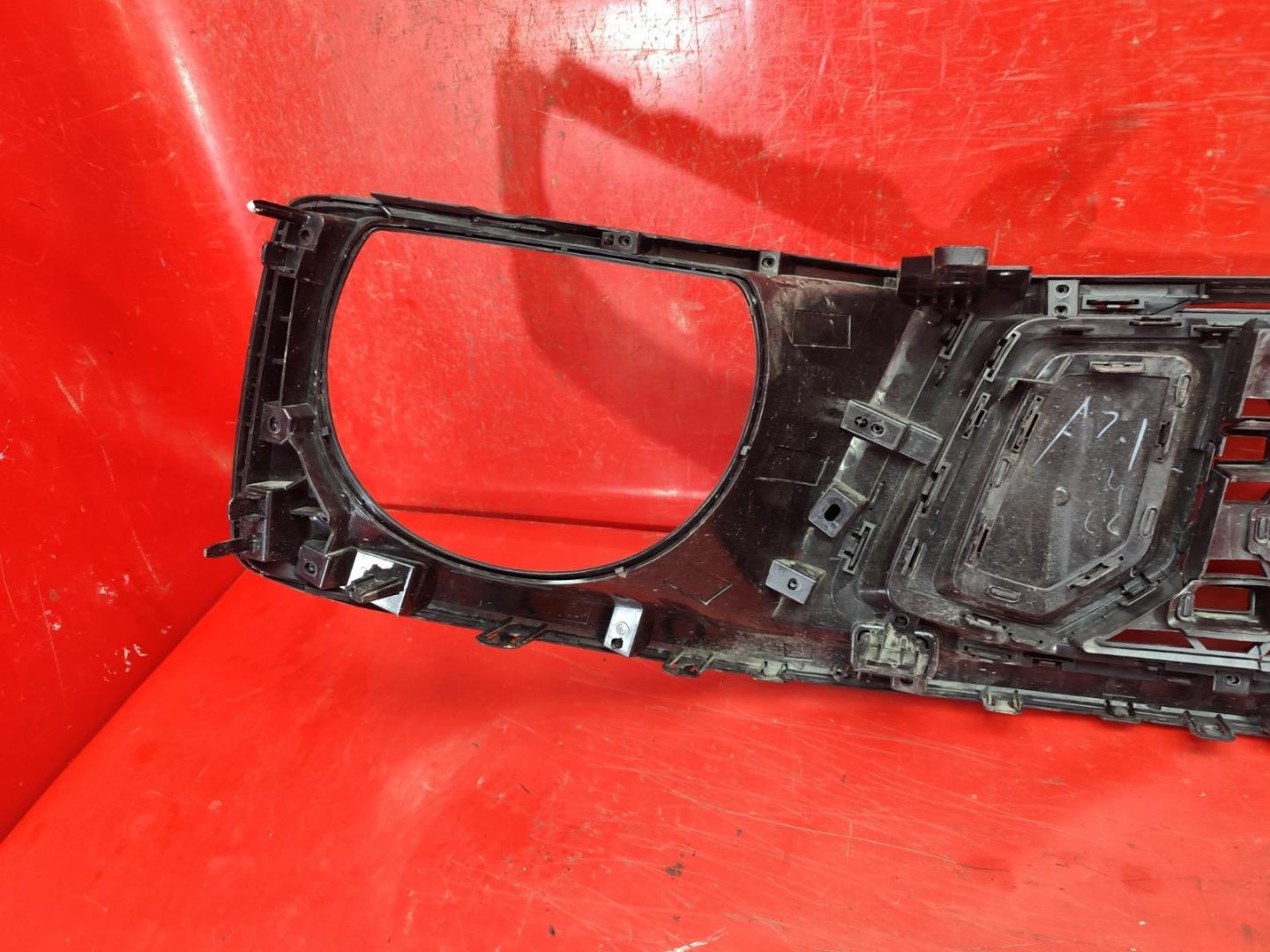 Решетка радиатора