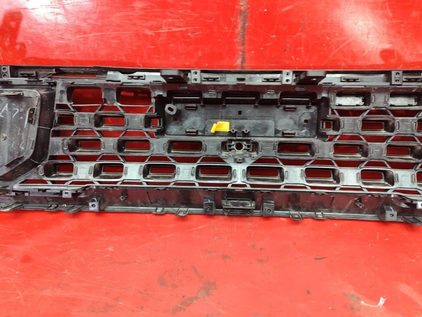 Решетка радиатора