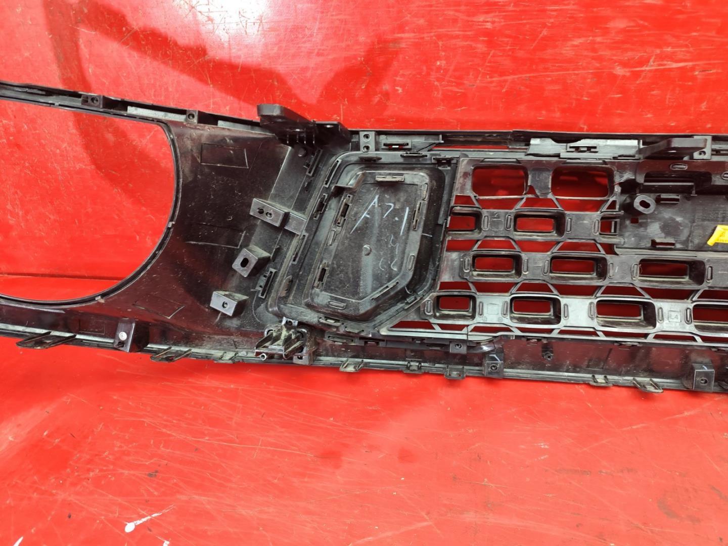 Решетка радиатора