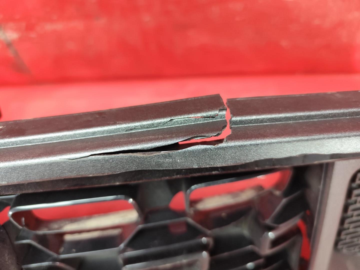 Решетка радиатора