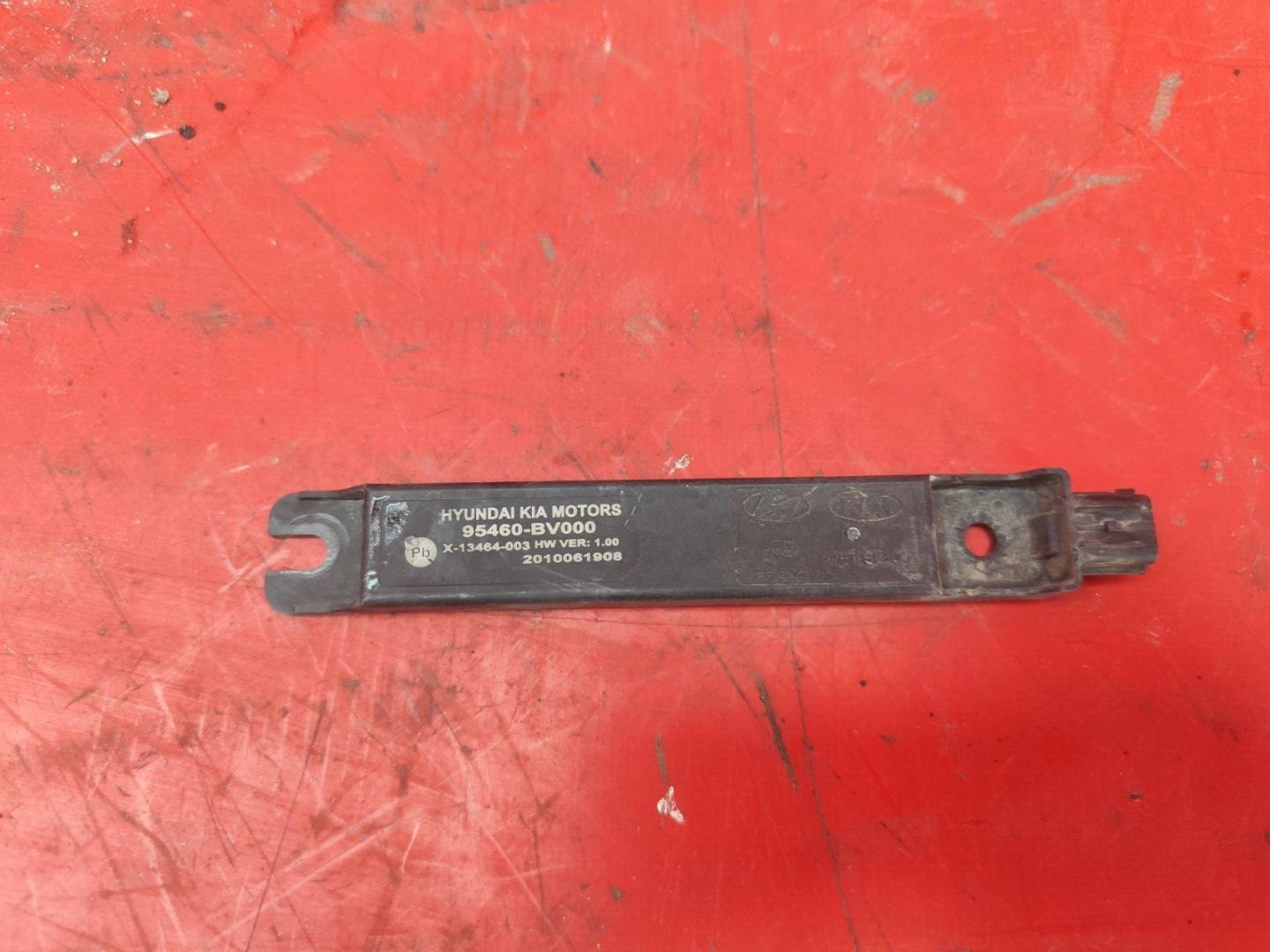 Антенна электрическая