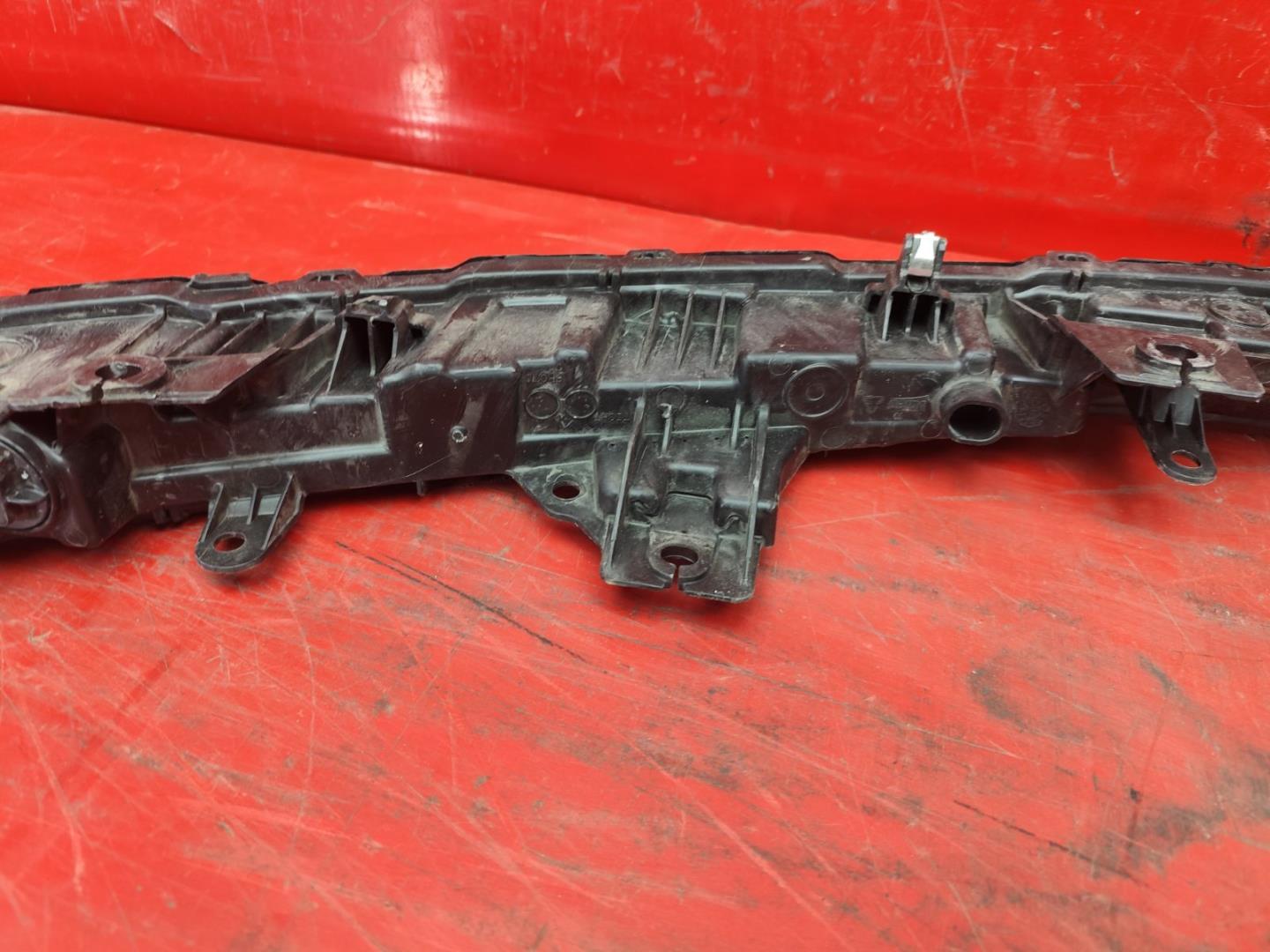 Фара дневного света (ходовые огни)