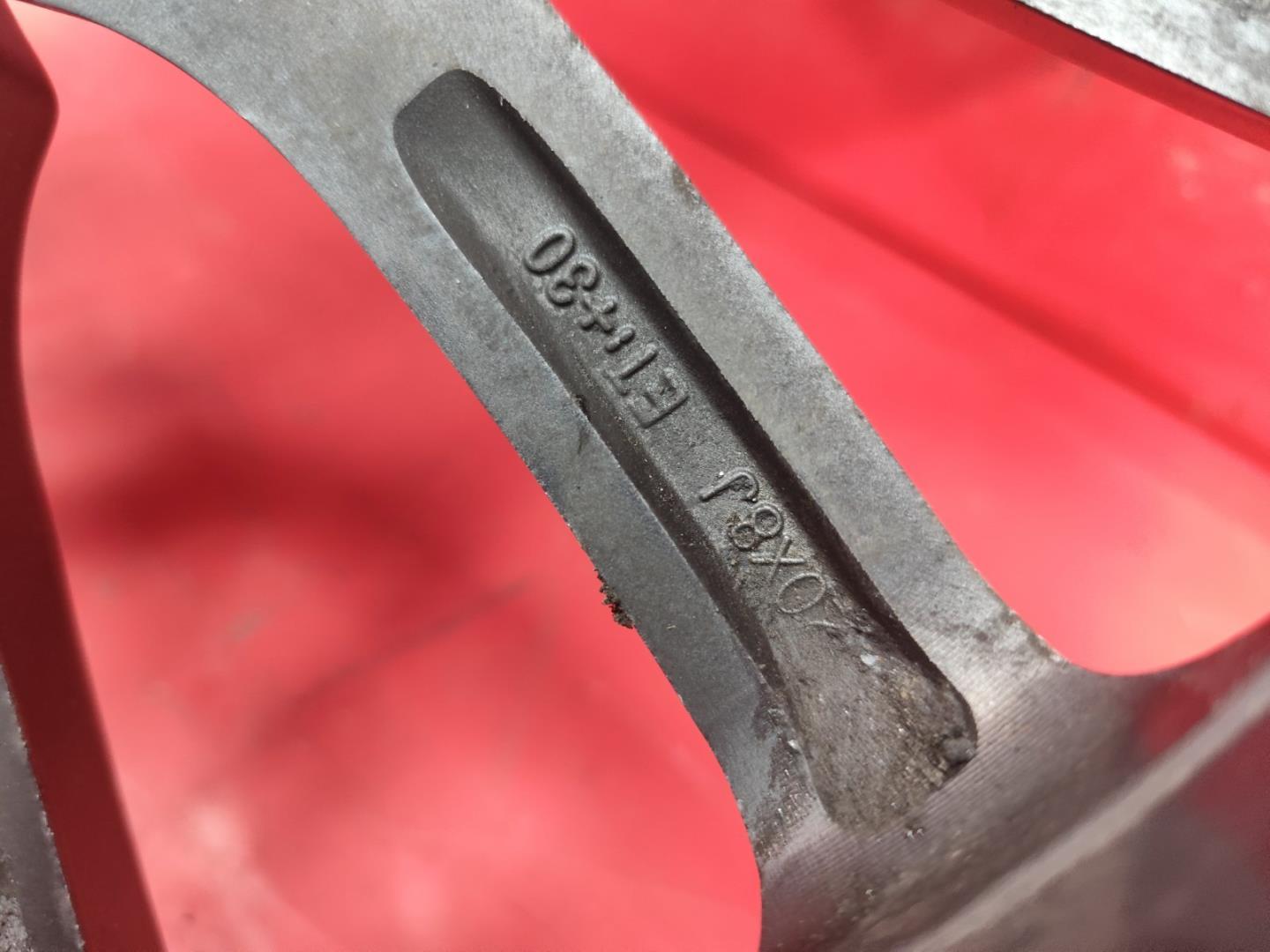 Диск колесный литой легкий сплав