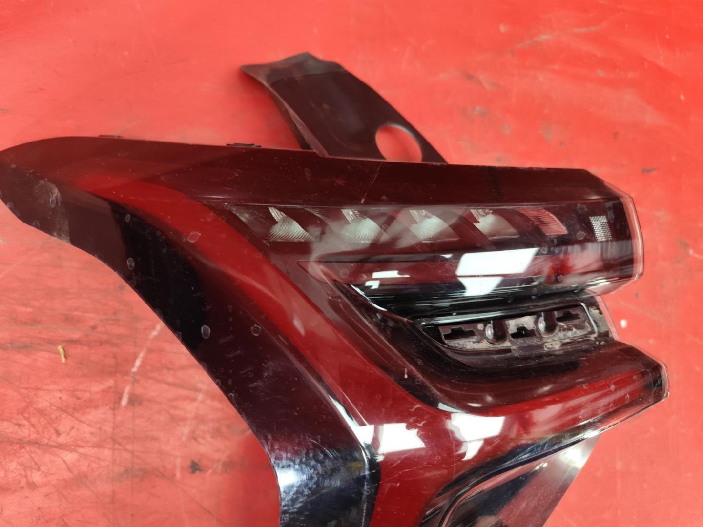 Фонарь задний