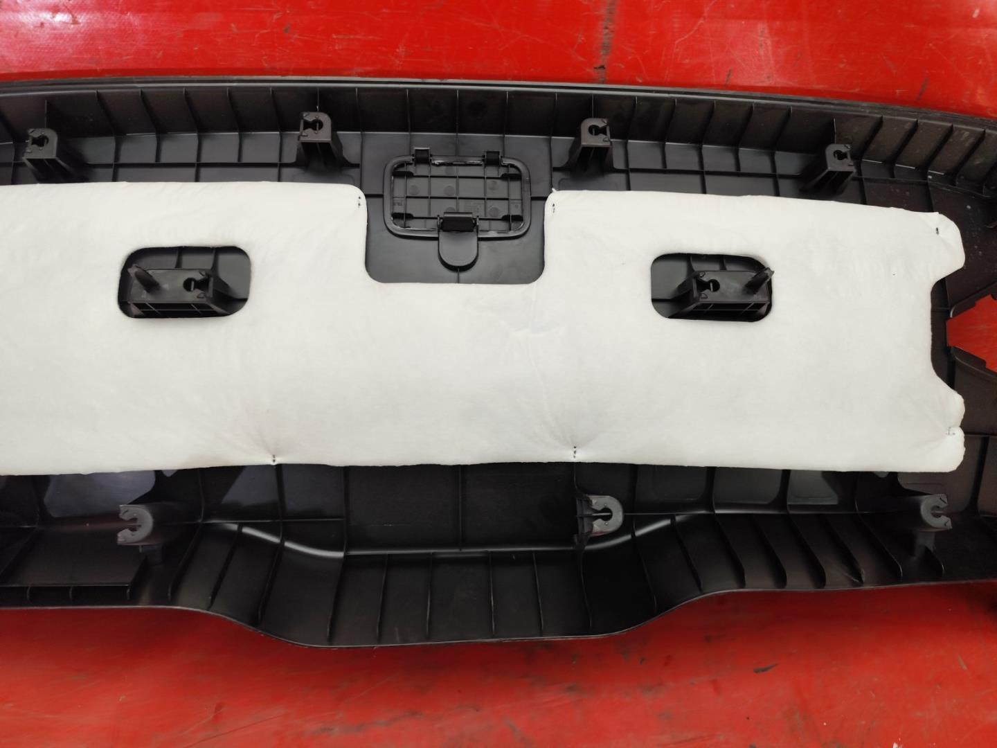 Обшивка багажника