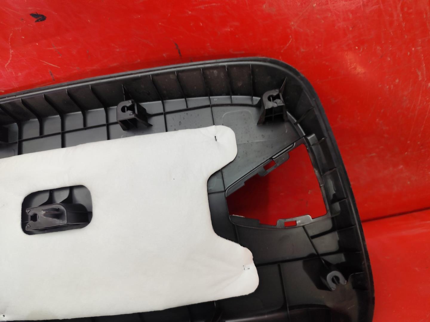 Обшивка багажника