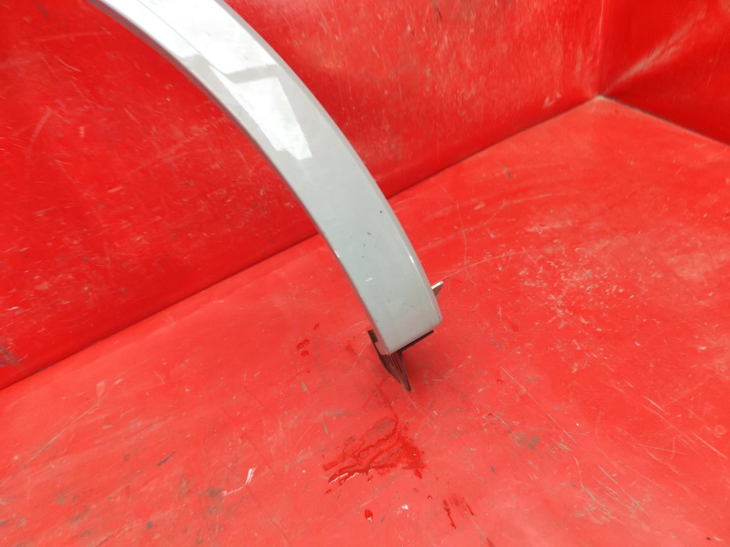 Накладка на крыло