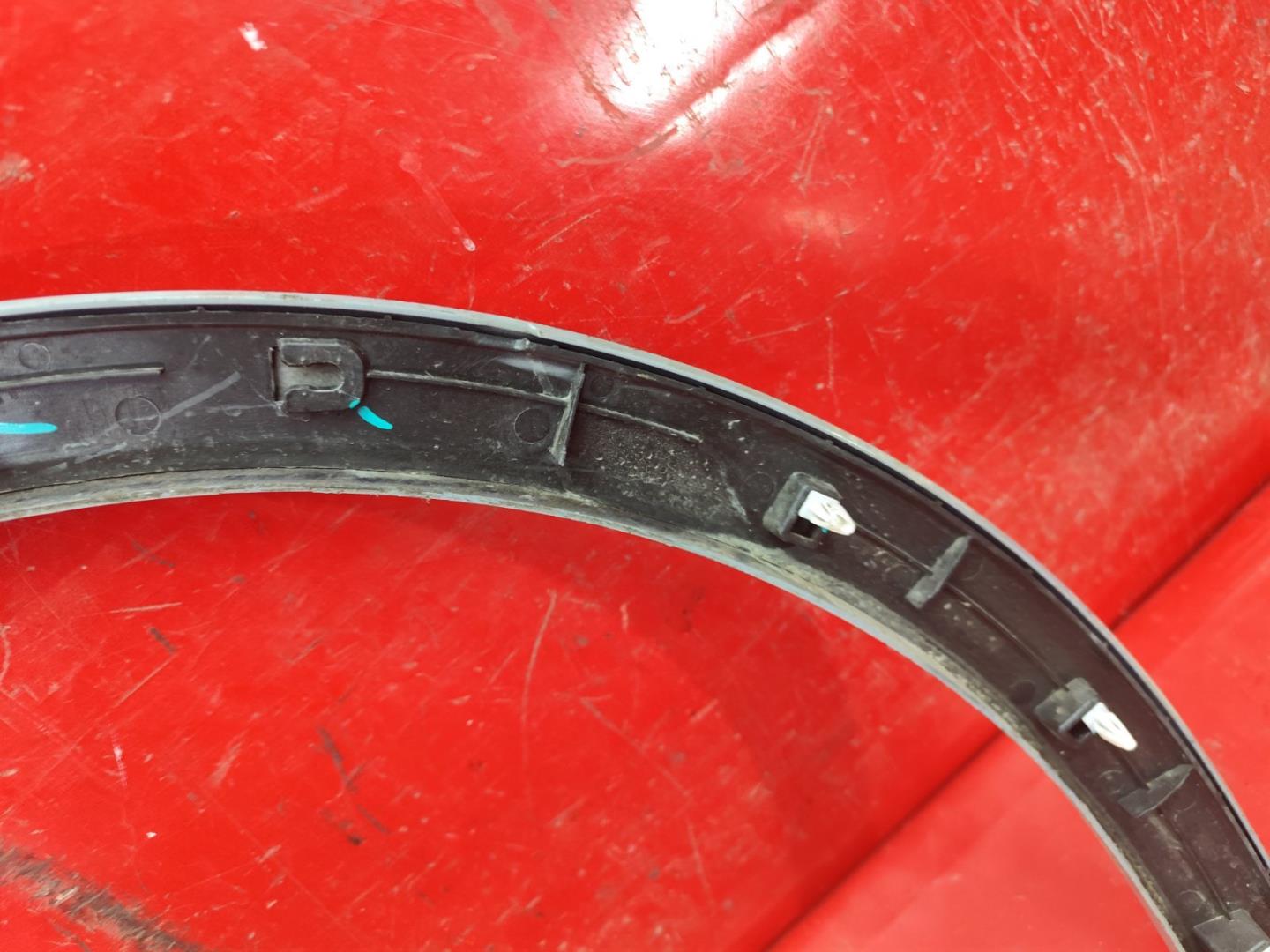 Накладка на крыло