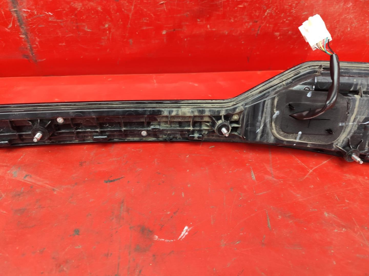 Фонарь задний