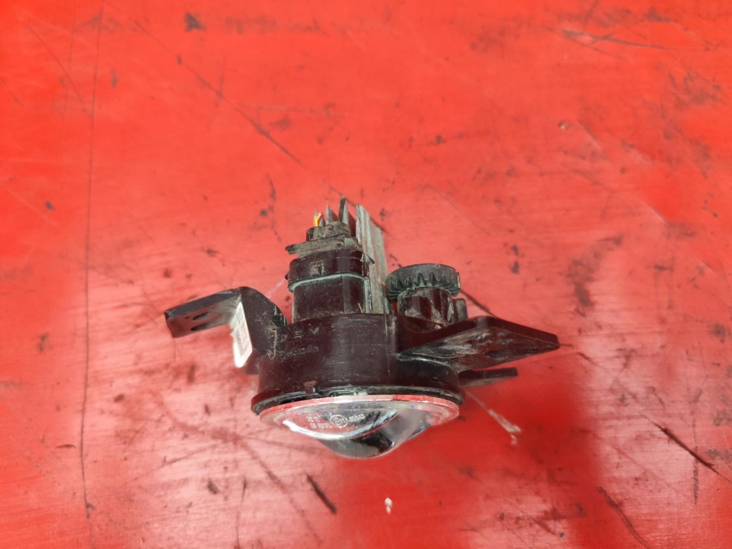 Фара противотуманная