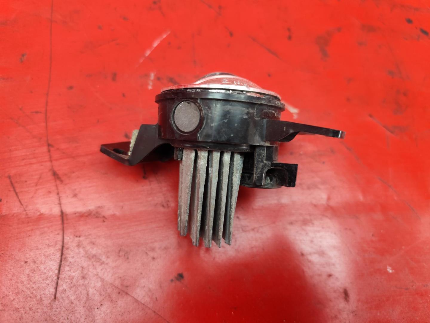 Фара противотуманная