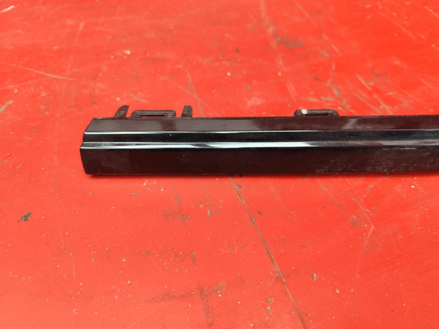 Накладка на решетку радиатора